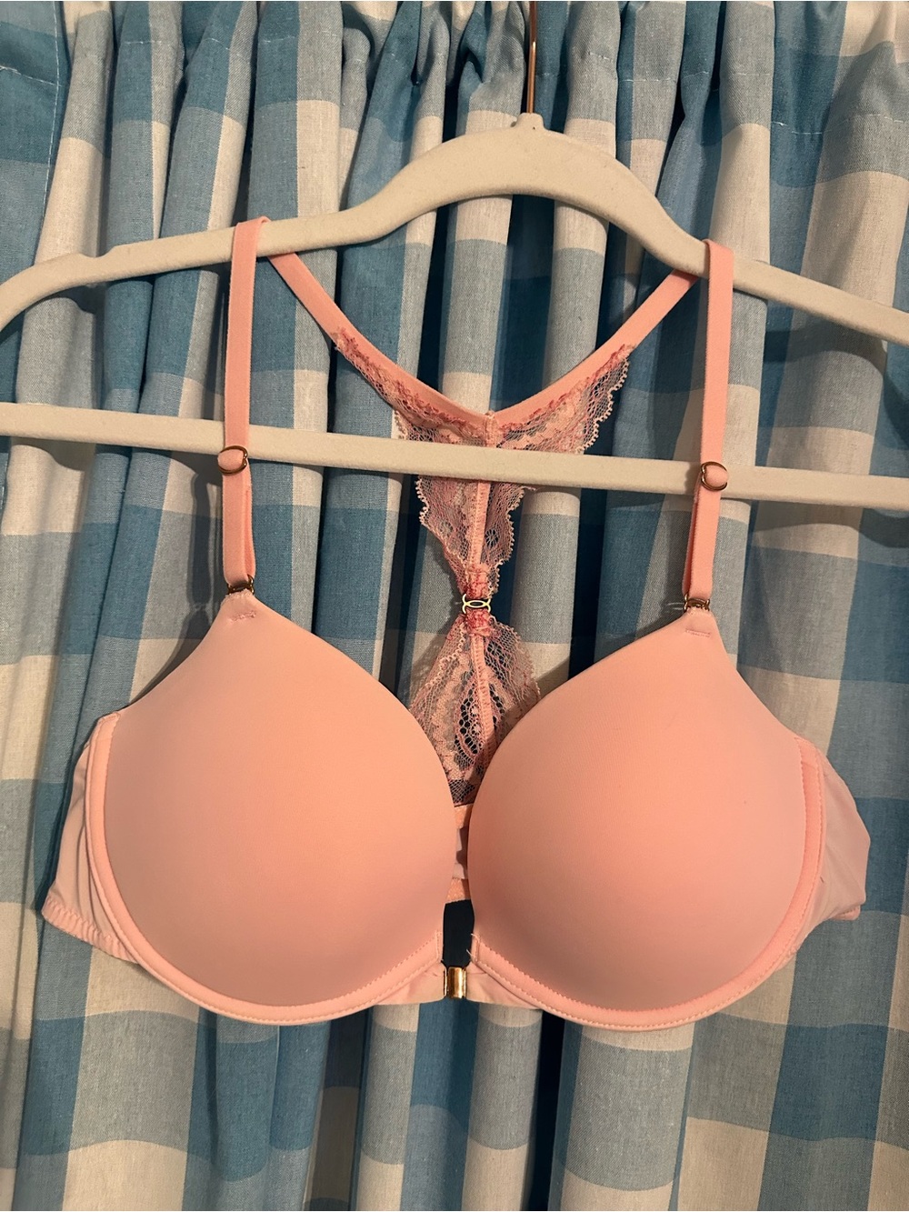 Women’s Pink Lace-Back Push-Up Bra